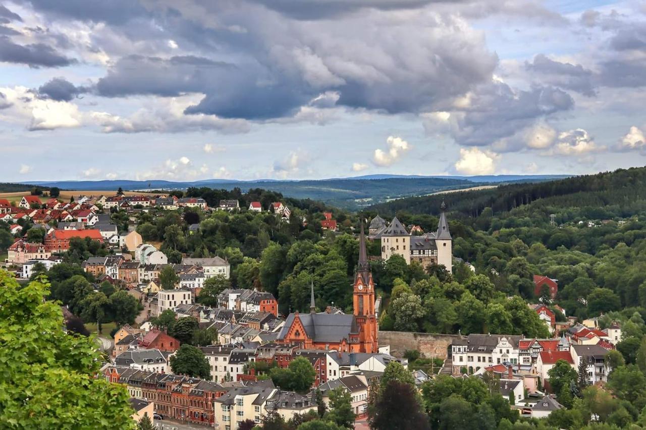 Ferienwohnung "Blick Mylau" - Naehe Freizeitpark Plohn & Weltgroesster Ziegelsteinbruecke Reichenbach im Vogtland Eksteriør bilde