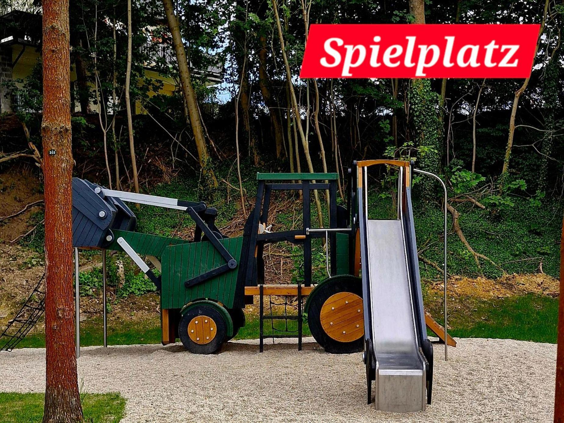 Ferienwohnung "Blick Mylau" - Naehe Freizeitpark Plohn & Weltgroesster Ziegelsteinbruecke Reichenbach im Vogtland Eksteriør bilde